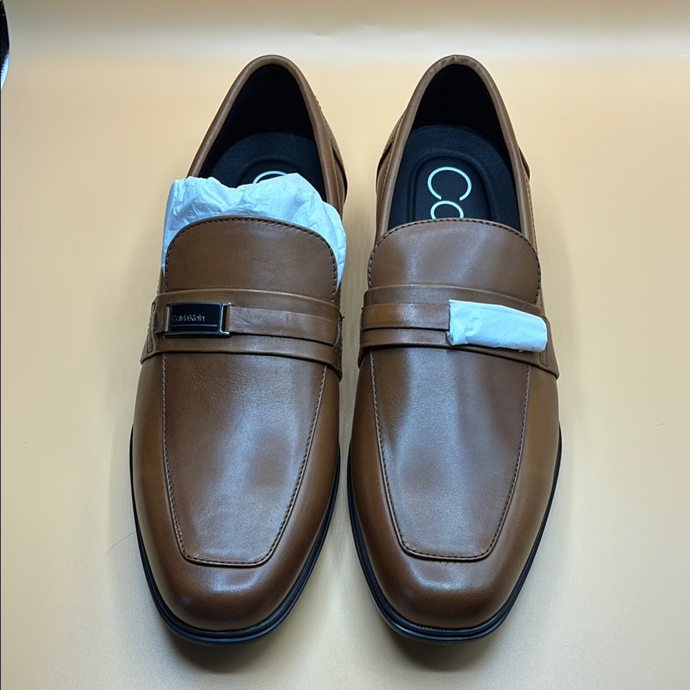 Calvin Klein Men's Drystan Crust Leather Loafers Russet Tan NWT